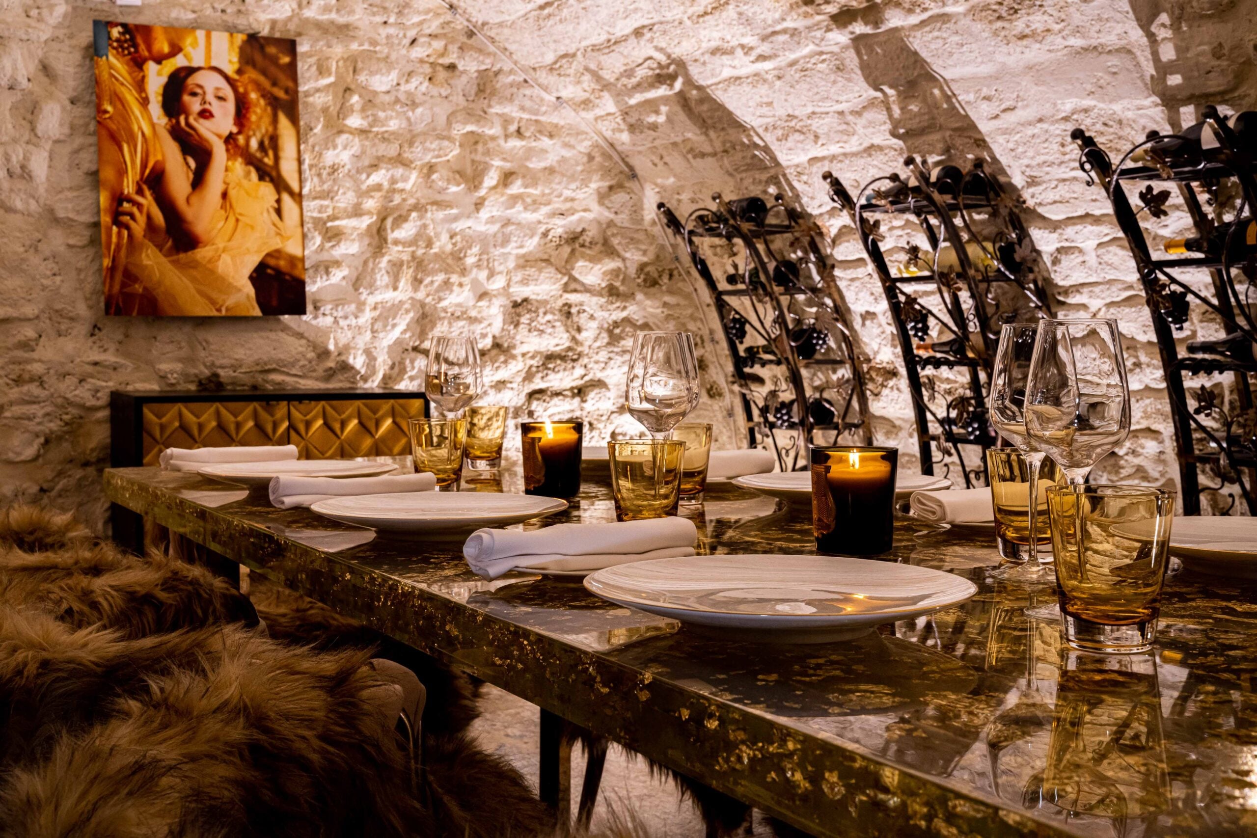 Restaurant ambiance